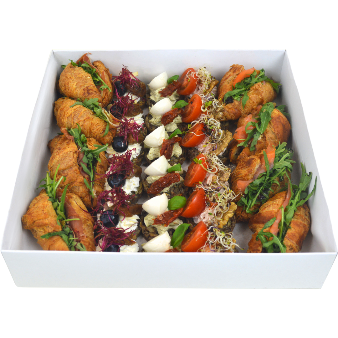 Nr. 3 užkandžių rinkinys - sumuštinukai ir kruasanai (26 vnt.)