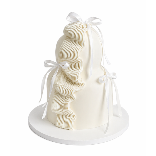 Apvalių formų tortas su kaspinėliais, 45 Eur/kg