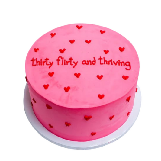 Rožine grietinėle apteptas tortas su užrašu, 37 Eur/kg